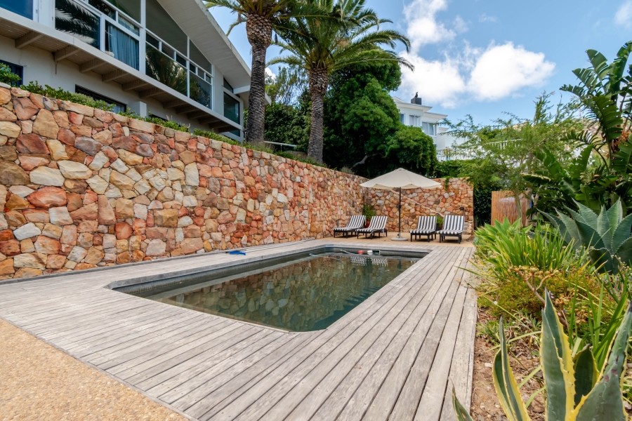 To Let 1 Bedroom Property for Rent in Llandudno Western Cape